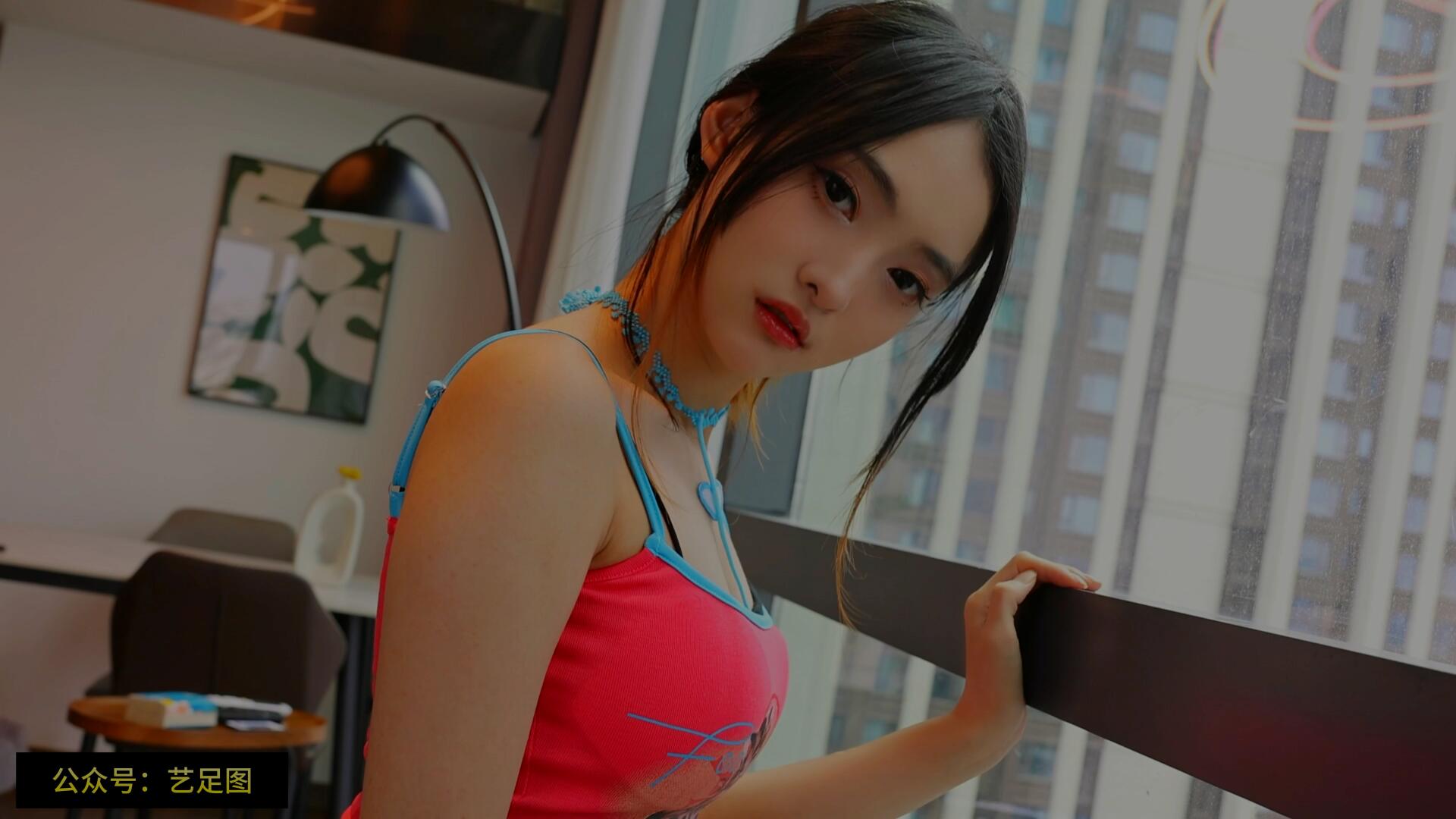 茜茜